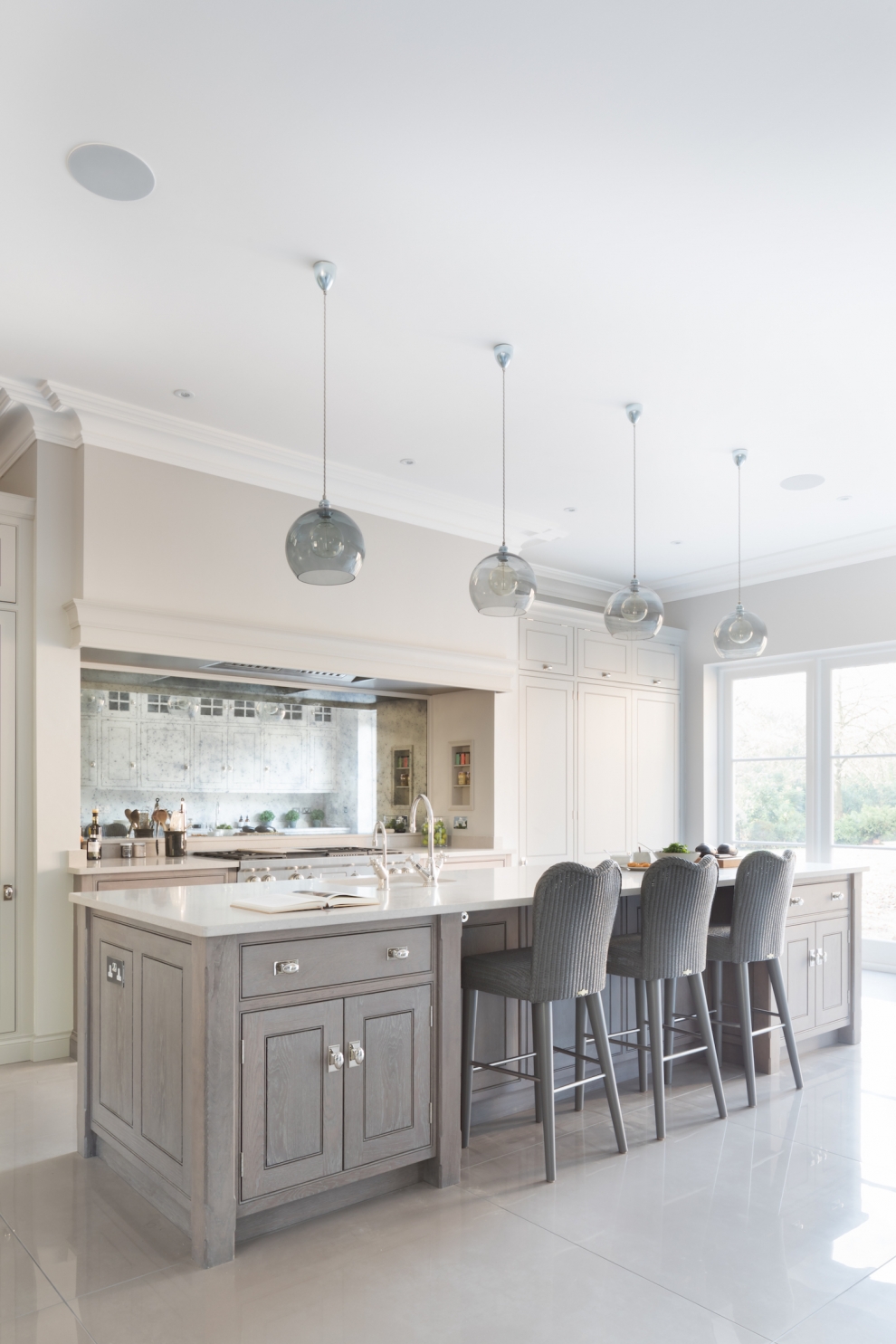 kitchen island traditional