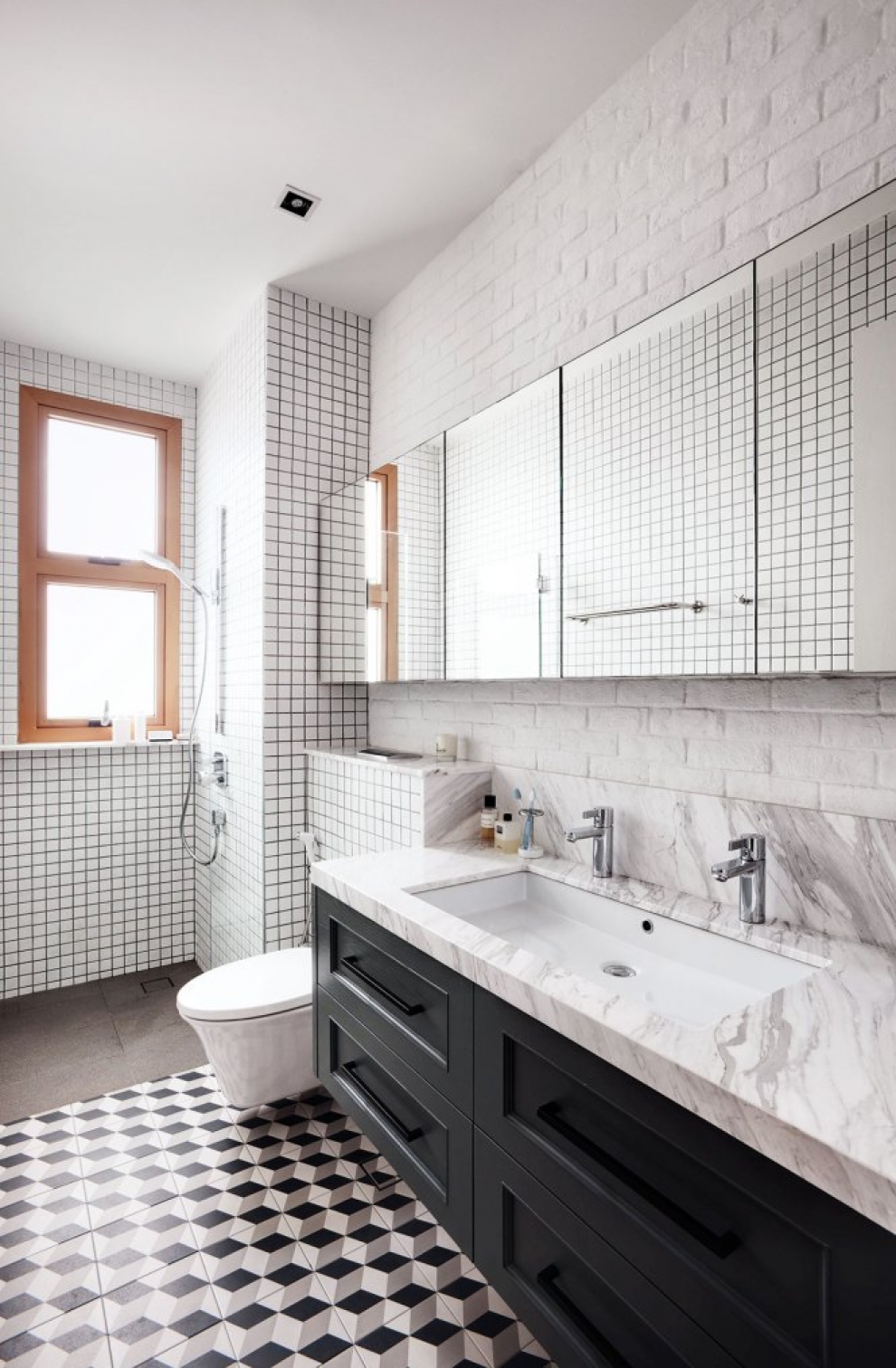 mix and match tiles bathroom