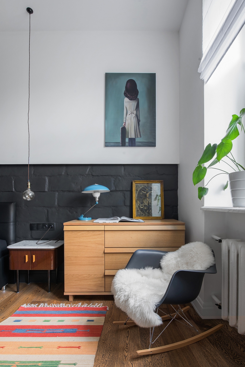 chest of drawers in bedroom