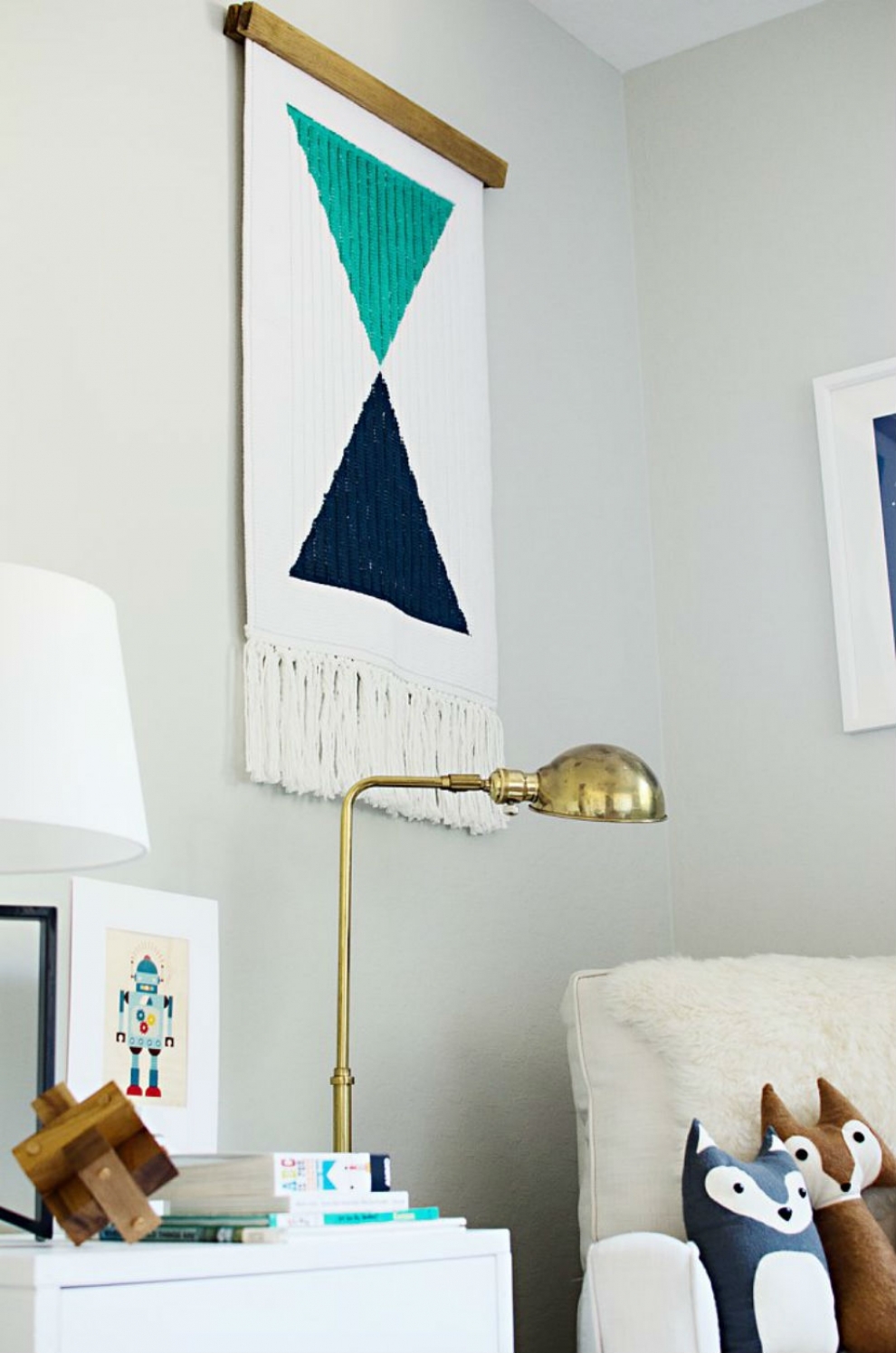 how to hang carpet on the wall