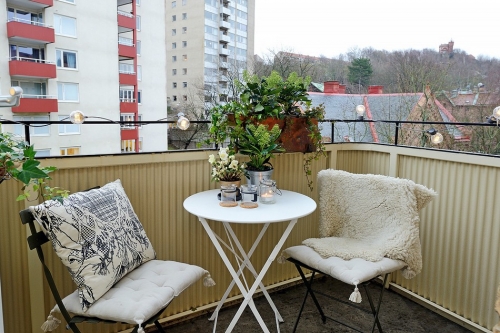 balcony furniture
